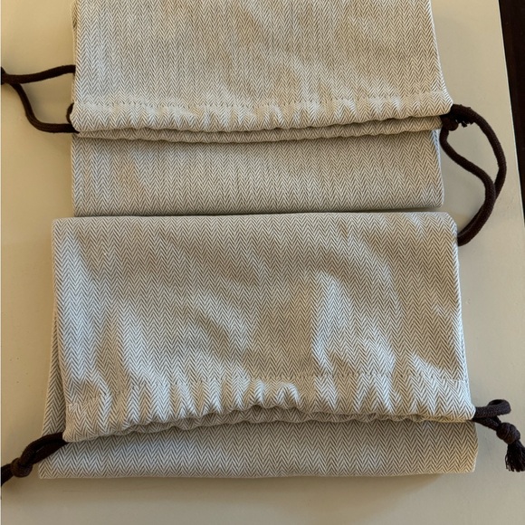 HERMES Authentic Shoe Dust Storage Bag Herringbone Drawstring Logo 15.5” x 8.75” - Picture 9 of 11